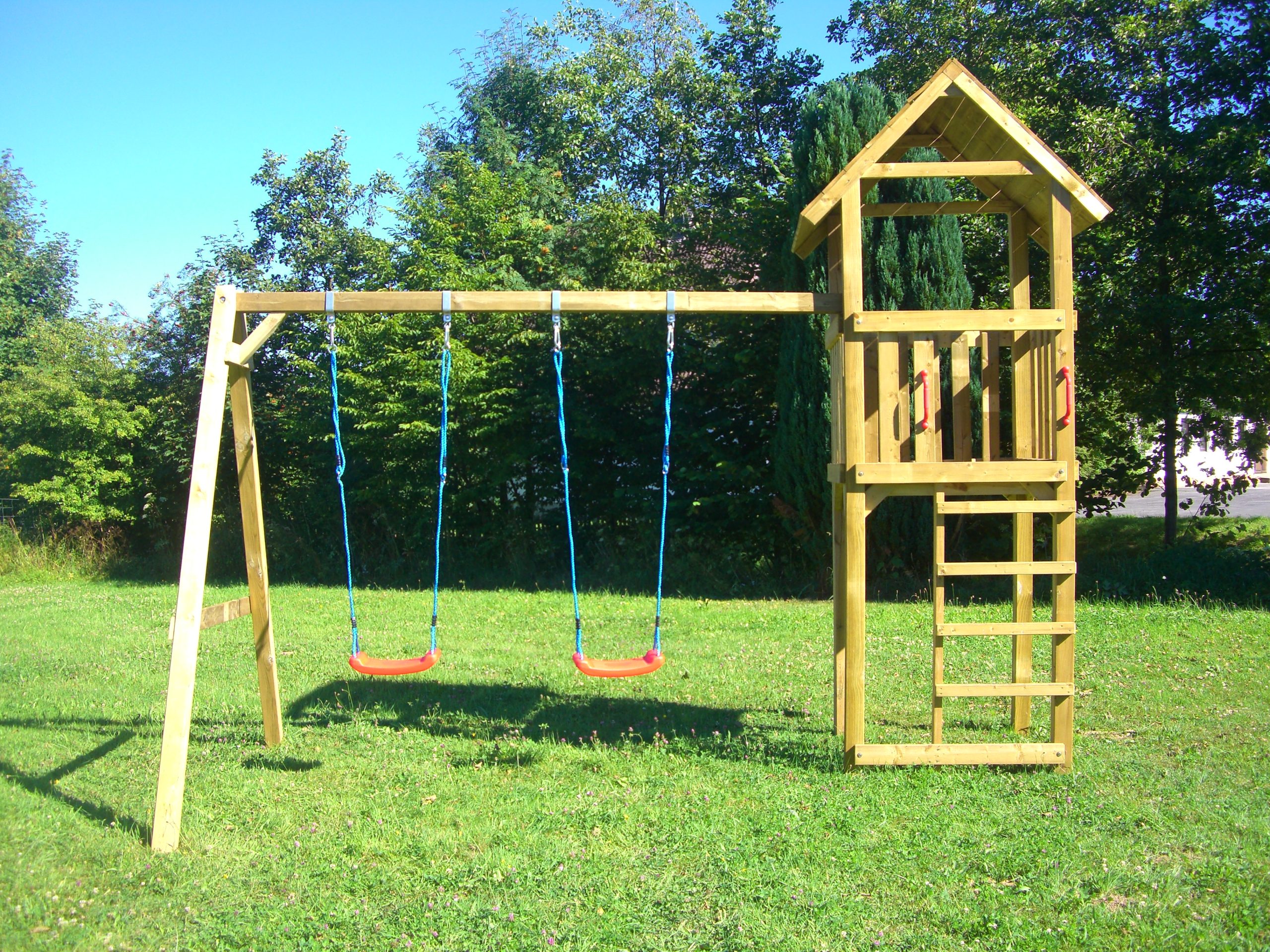 Spielturm SUSI Kinder 2026
